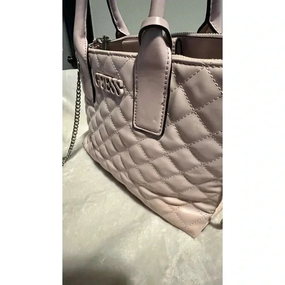 GUESS Quilted Blush Pink Bag - Picture 3 of 6
